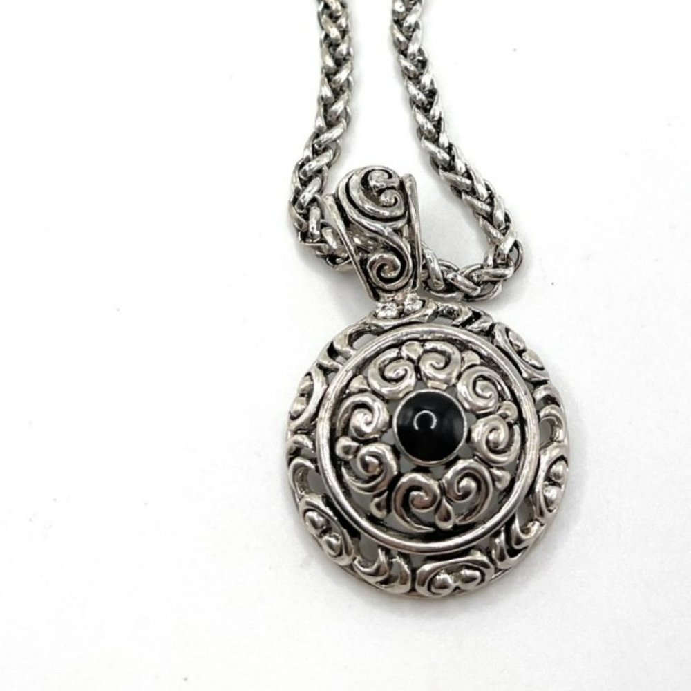 Nora Retired Premier Designs Necklace - 2007